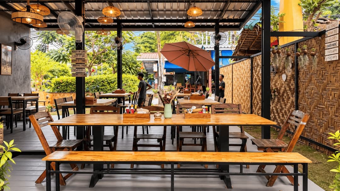 Come Escape Cafe and Bar