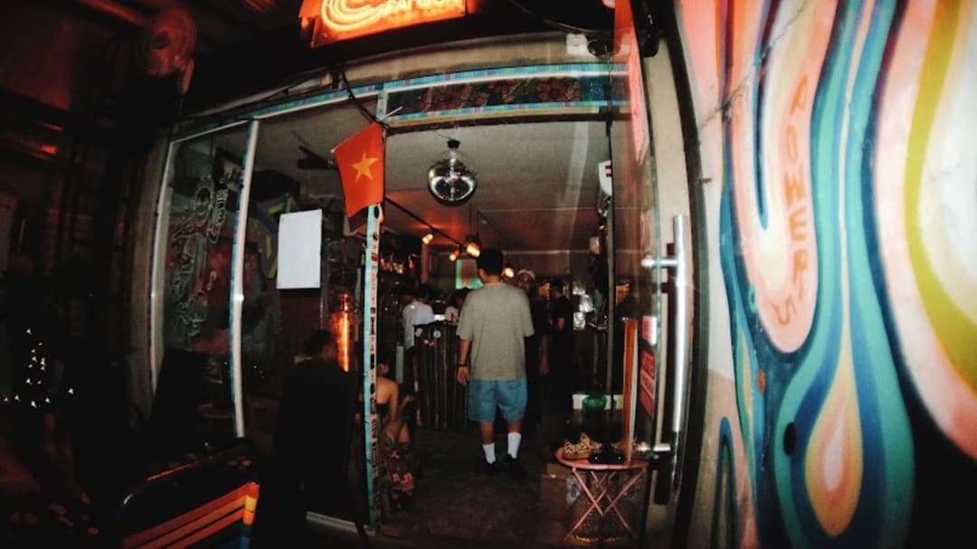 Bar Commune Saigon